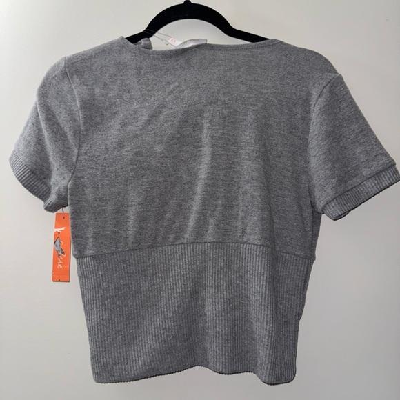 Colsie Gray Knit Top with Headband - Picture 6 of 6